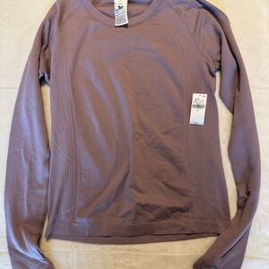 Old Navy Women's Go-Dry seamless long sleeve top size Small color:Ondine nwt